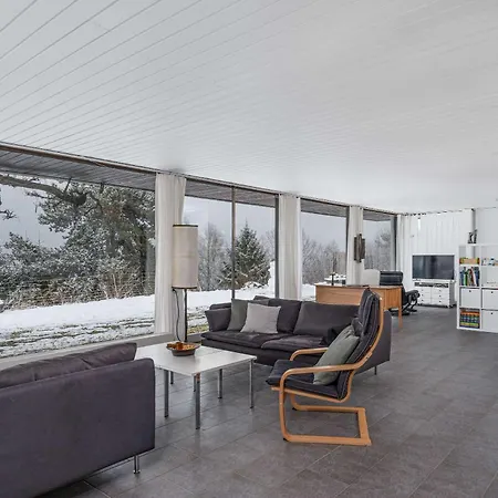 Spacious And Mountain View - 15 Min To Interlaken Daire Spiez