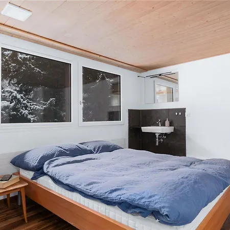 Spacious And Mountain View - 15 Min To Interlaken شقة سبيز