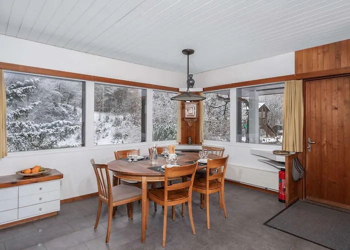 Apartman Spacious And Mountain View - 15 Min To Interlaken Spiez